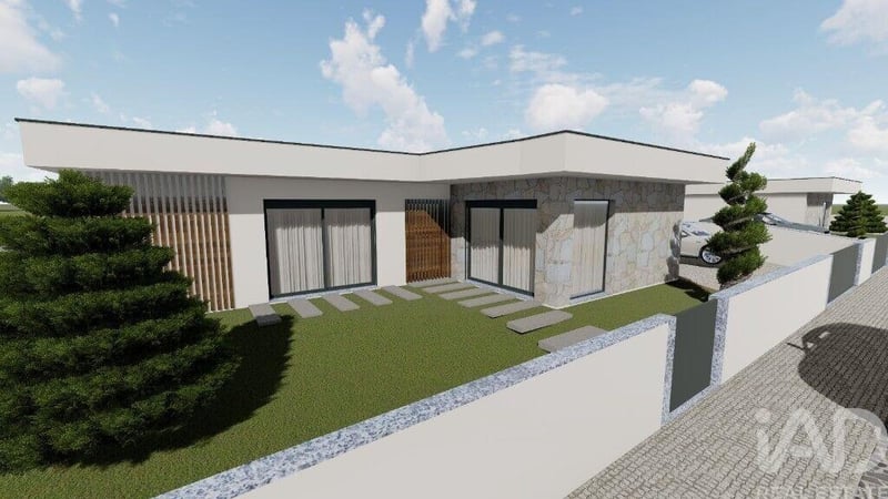 House in Ferreiros - view 1