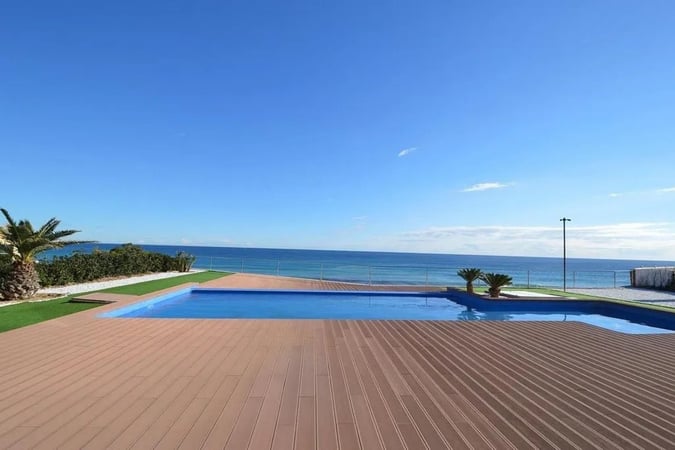 Villa in La Zenia - view 1