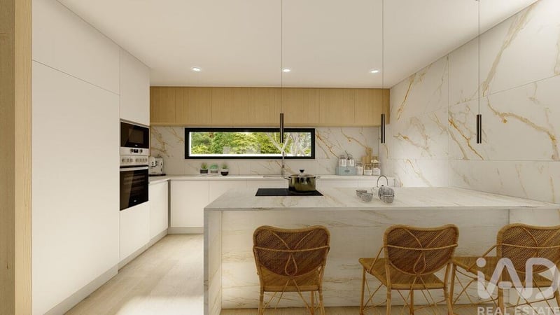 House in Viana do Castelo - view 1