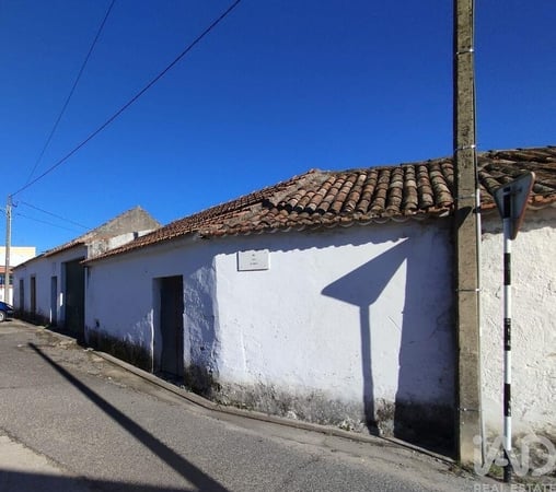 House in Arrouquelas - view 1