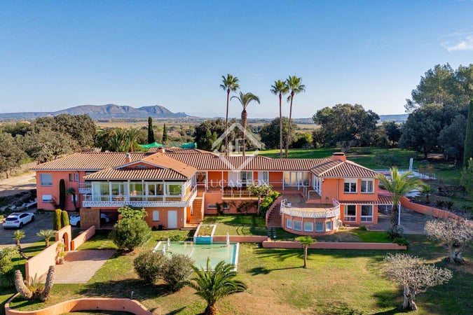 House in Foixa - view 1