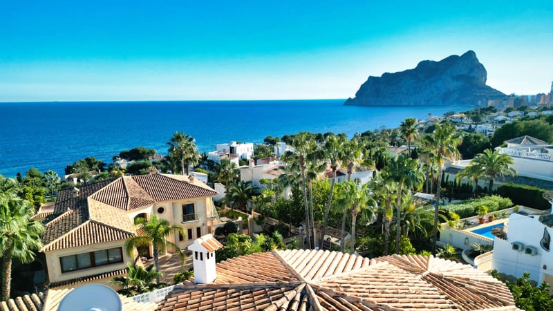 Villa in Calp - view 1