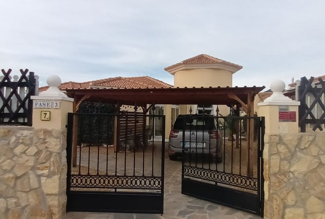 Villa in Almeria - view 1