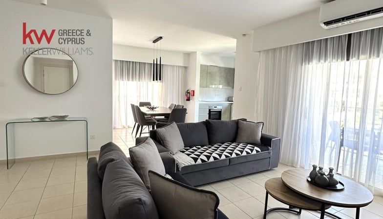 Apartment in Ayios Theodoros - view 1