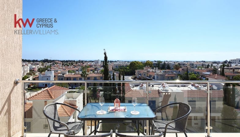 Apartment in Kato Paphos - view 1