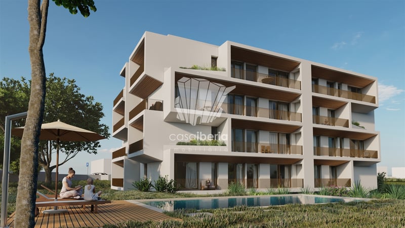 Apartment in Gambelas - view 1