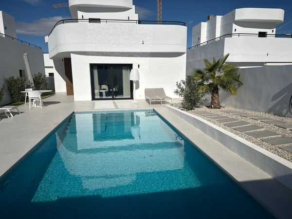 Villa in Algorfa - view 1