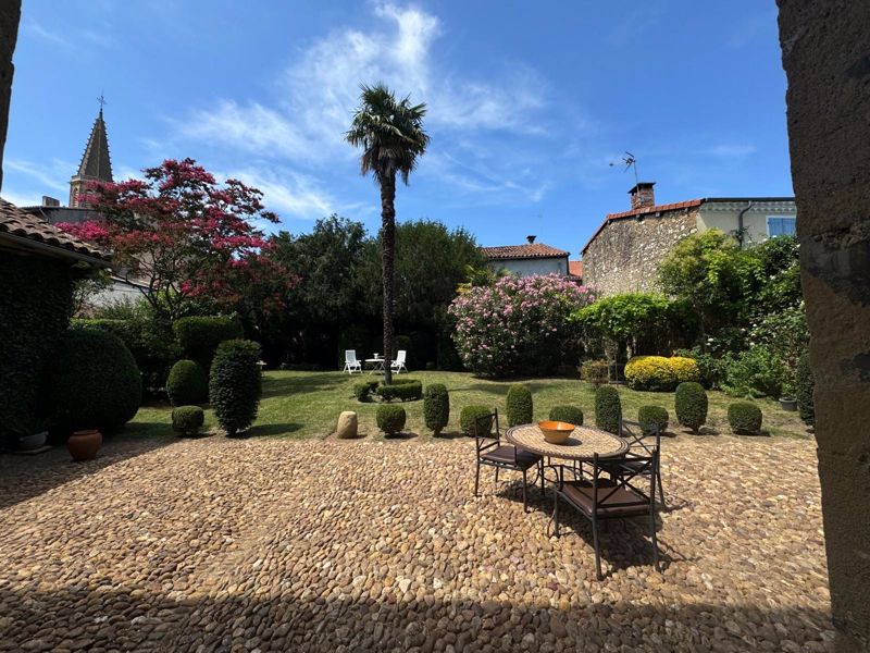 House in Boulogne-sur-Gesse - Image 2