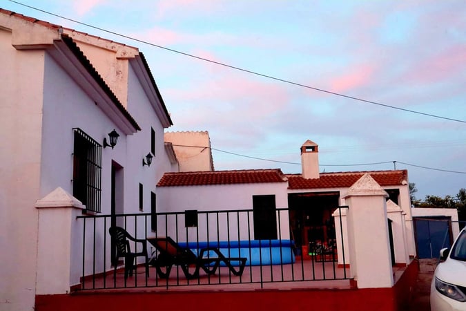 House in Villanueva de la Concepcion - view 1