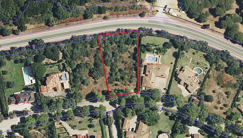 Land in Sotogrande - view 1
