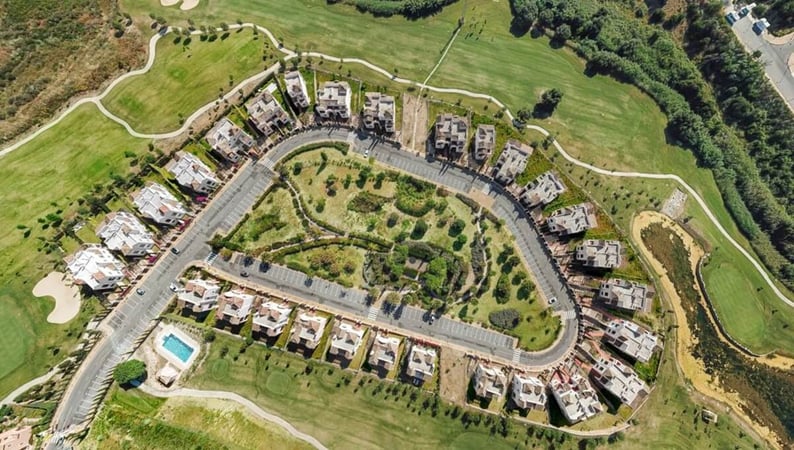 House in Estepona - view 1