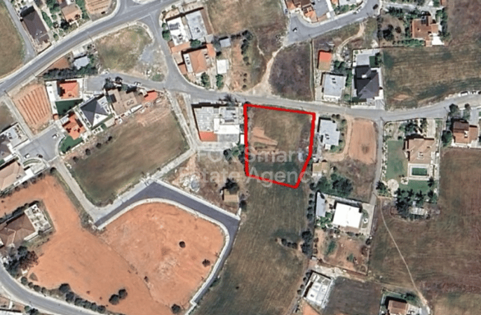 Land in Kokkinotrimithia - view 1