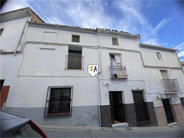 House in La Guardia de Jaen - view 1