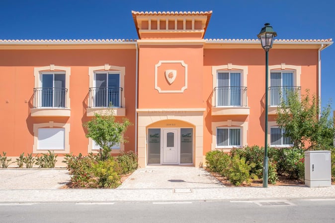 Apartment in Quatro Estradas - view 1