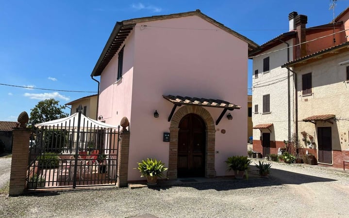 House in Nardelli - view 1