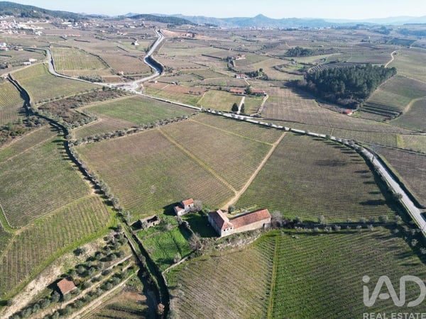 House in Alijo - view 1