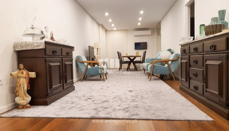 House in Esmoriz - view 1