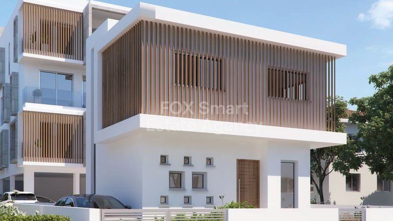 House in Kato Polemidia - view 1