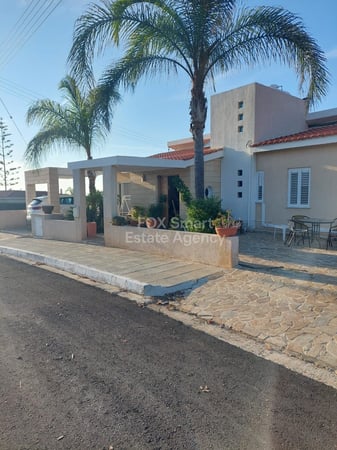 House in Konia - view 1
