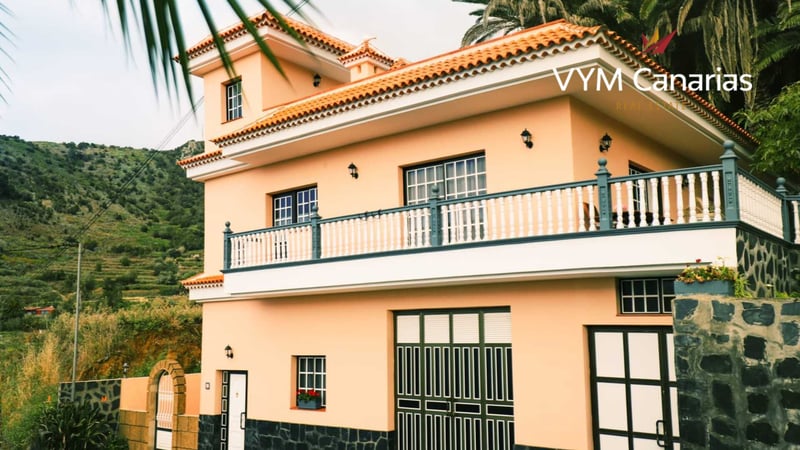 House in La Tierra del Trigo - view 1