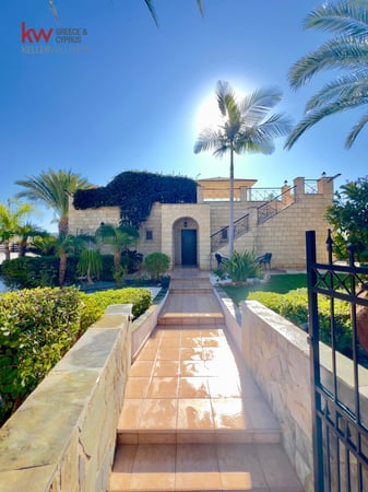 House in Pegeia - view 1