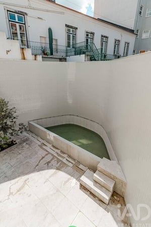 Apartment in Santa Maria Maior - view 1