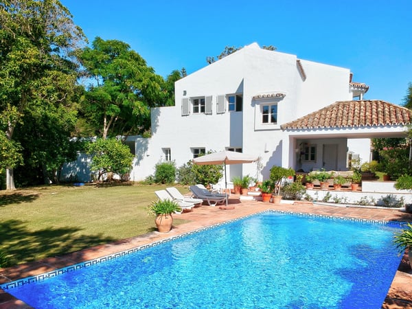 Villa in San Roque Club - view 1