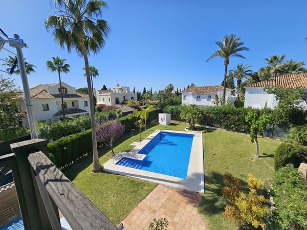 Villa in Marbella - view 1