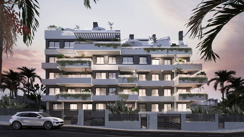 House in Estepona - view 1