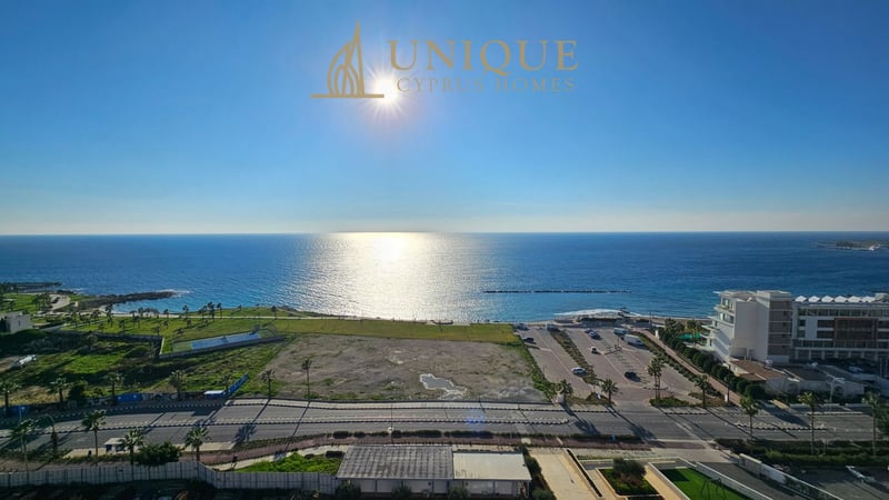 Apartment in Kato Paphos - view 1