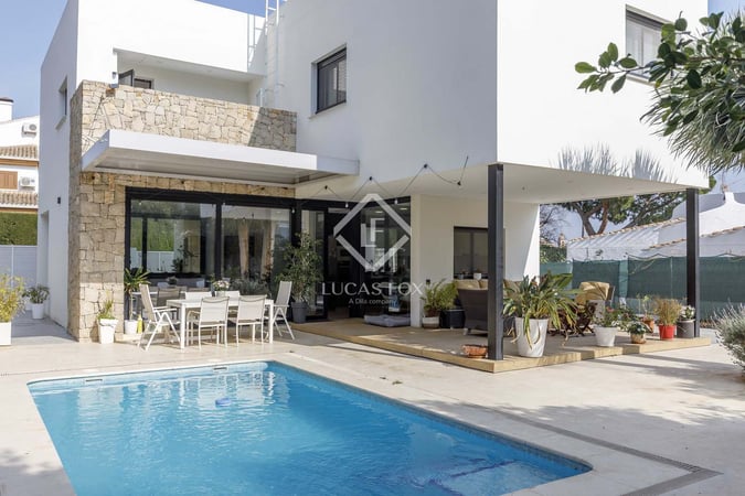 House in Masarrochos - view 1