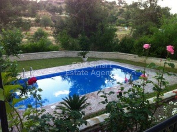 House in Nicosia - view 1