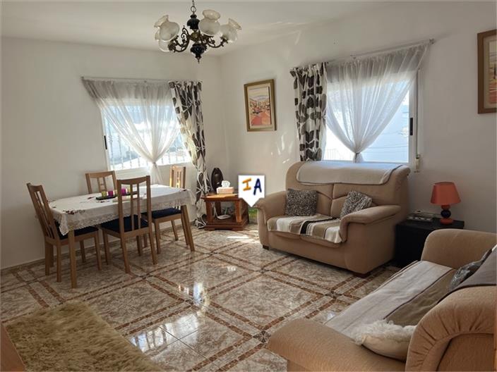 House in Fuente-Alamo - Image 3