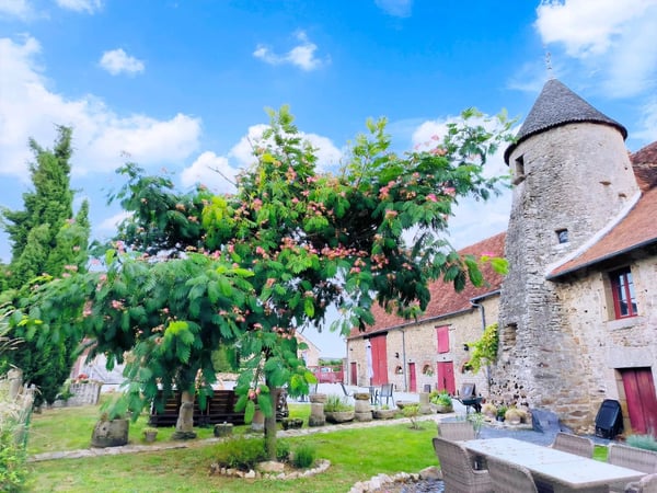 House in La Souterraine - view 1
