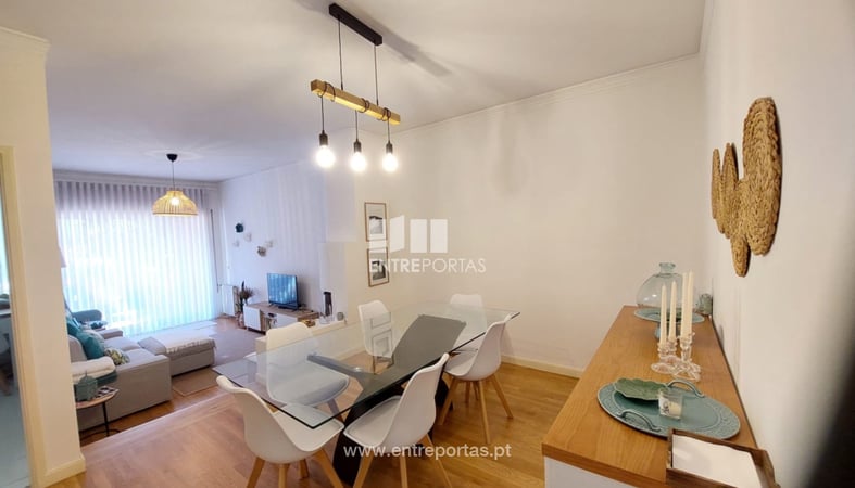 House in Meadela - view 1