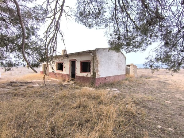 House in Huertas de Villena - view 1