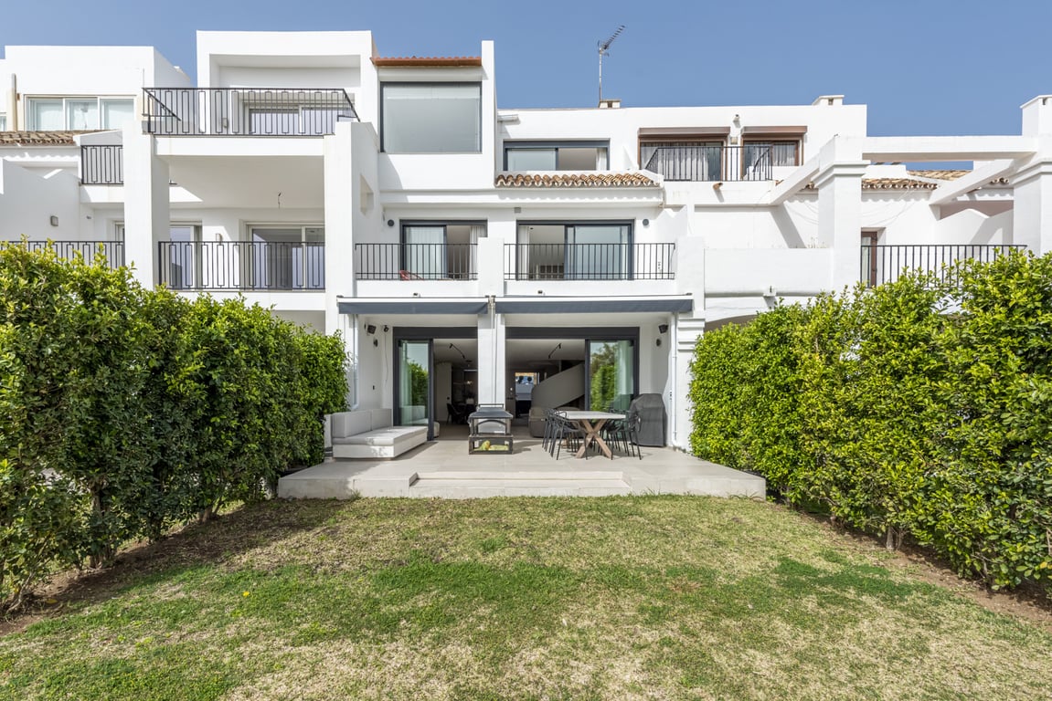 House in Lomas de la Quinta - Image 2