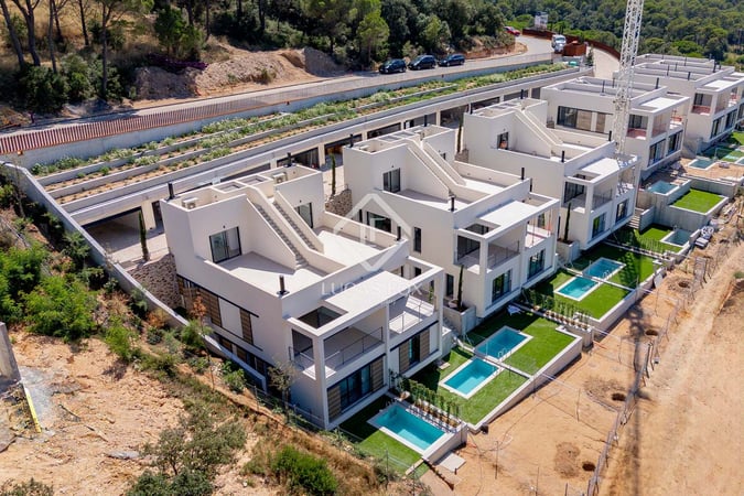 House in Girona - view 1