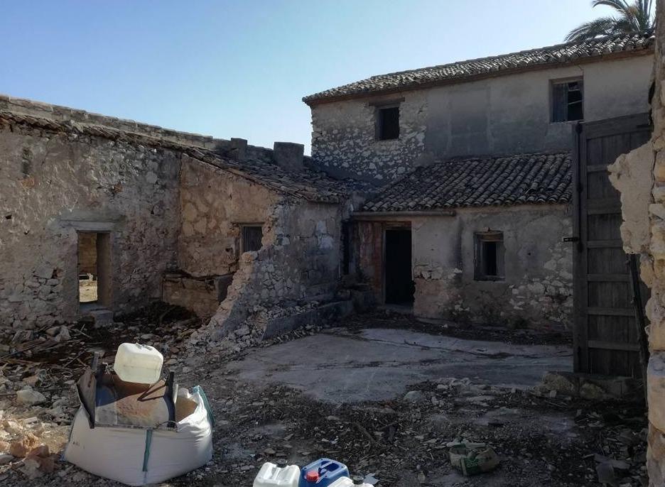Land in Denia - Image 3