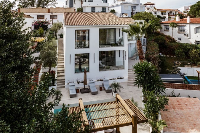 House in Marbella Del Este - view 1