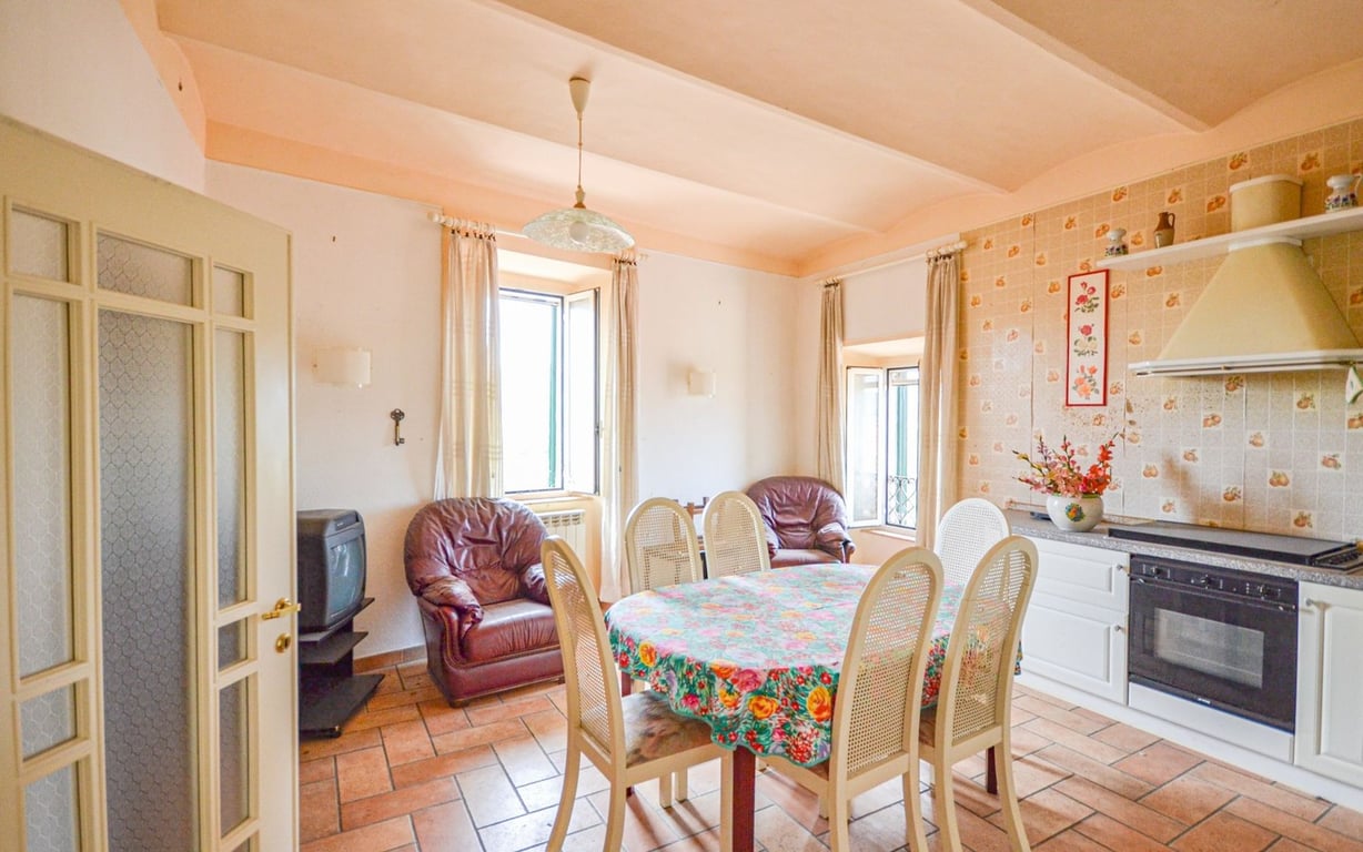 House in Piegaro - Image 2