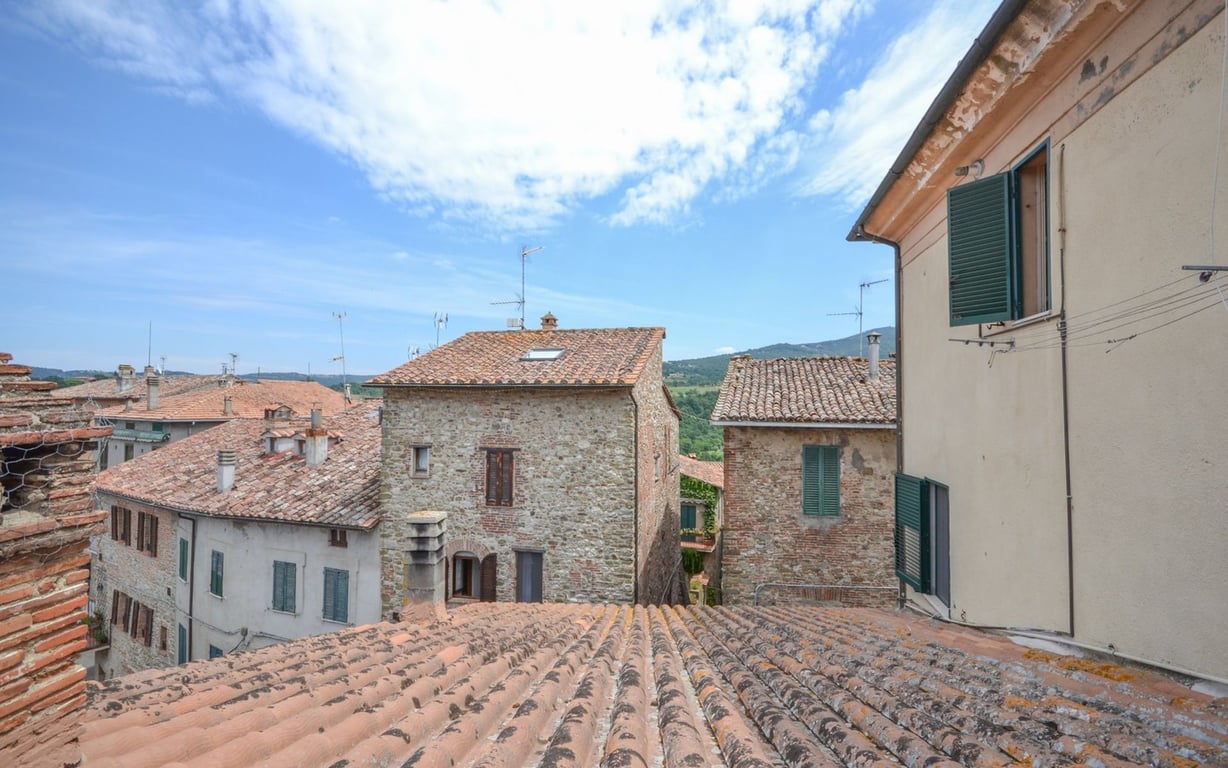 House in Piegaro - Image 5