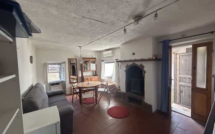 House in Marsciano - view 1