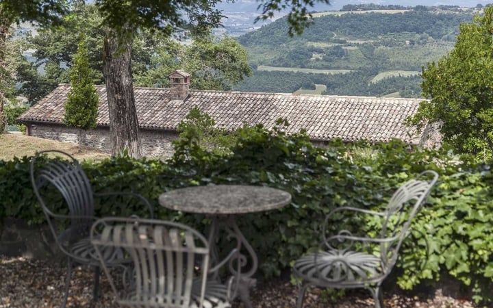 House in Castel Giorgio - view 1