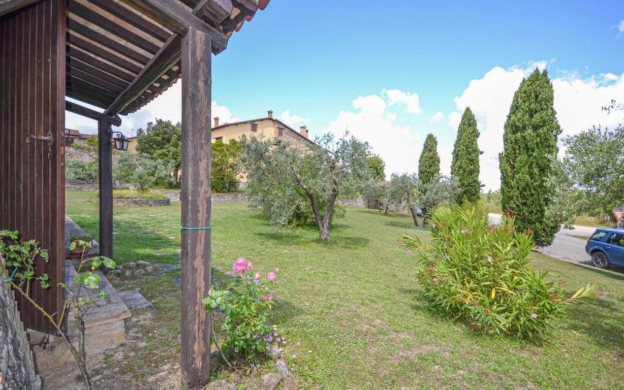 House in Sala - Image 5