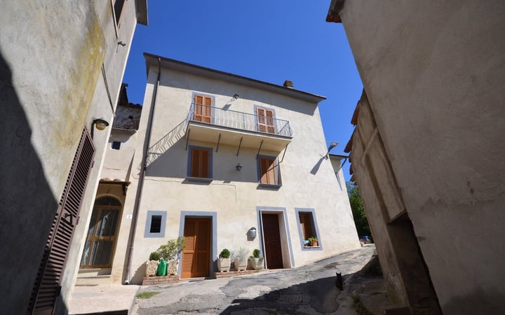 House in Santa Maria - view 1