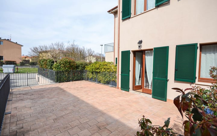 House in Sarteano - view 1