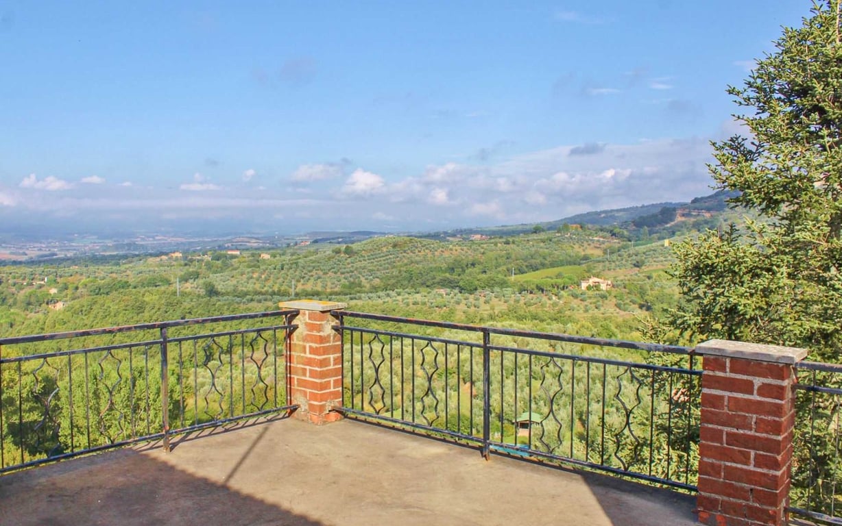 House in Monteleone d'Orvieto - Image 2