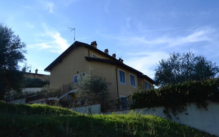 House in Cetona - view 1