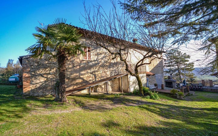 House in San Casciano dei Bagni - view 1